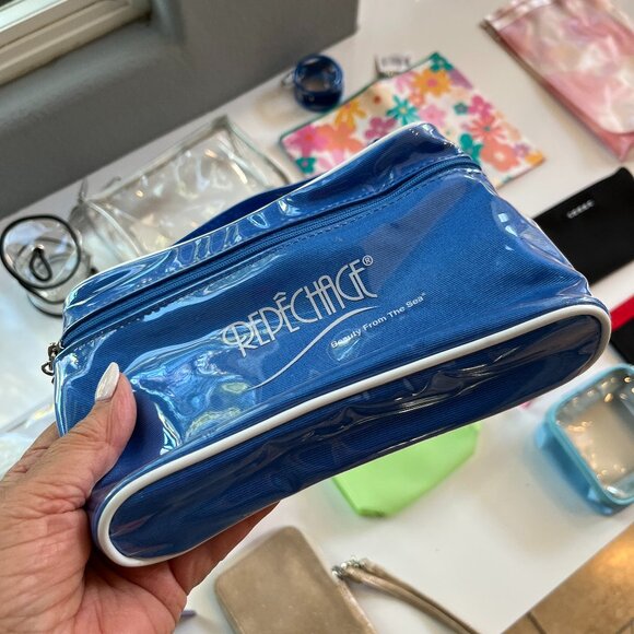 Cosmetic Makeup Bag Bonanza - lot of 22 - Picture 9 of 16